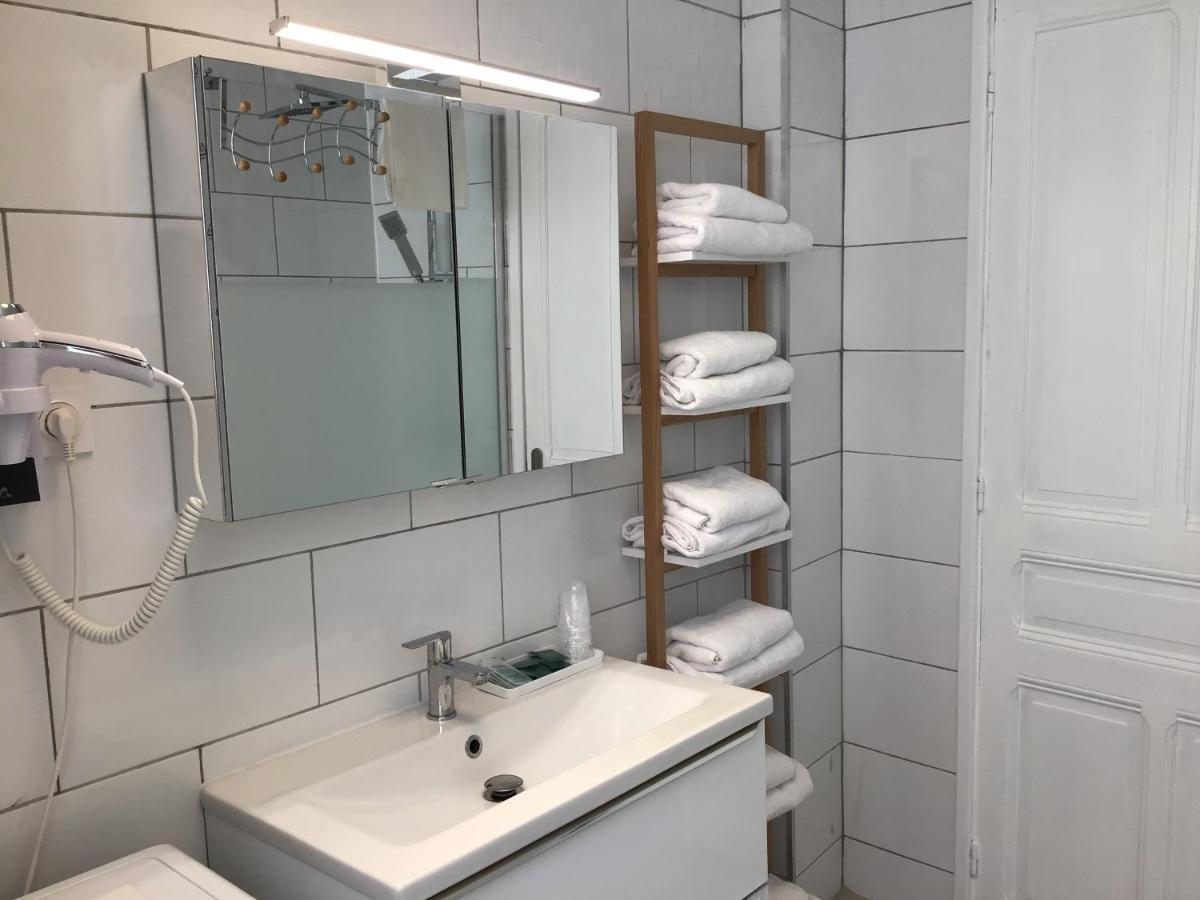 Appartement Lumea 80 M2 Climatise Parking Proche Sanctuaires ลูร์ด ภายนอก รูปภาพ